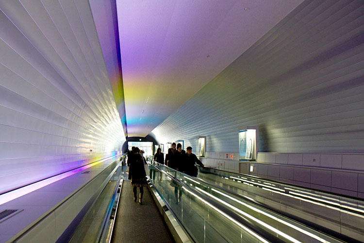 虹のトンネル